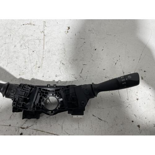 Toyota Camry Flasher Switch ASV50 12/2011-05/2015