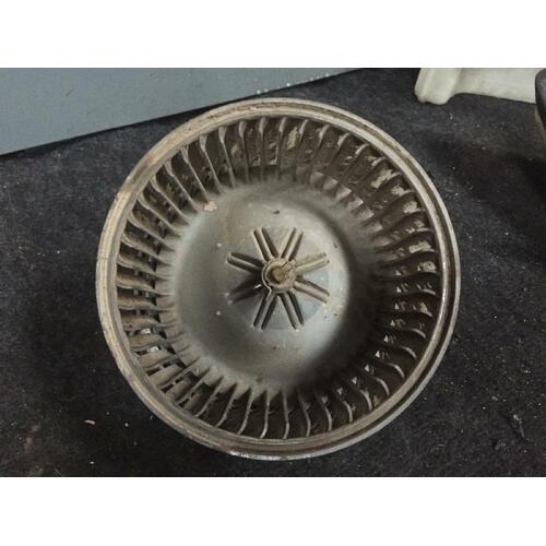 Toyota Hilux Heater Fan Motor LN167 09/1997-03/2005