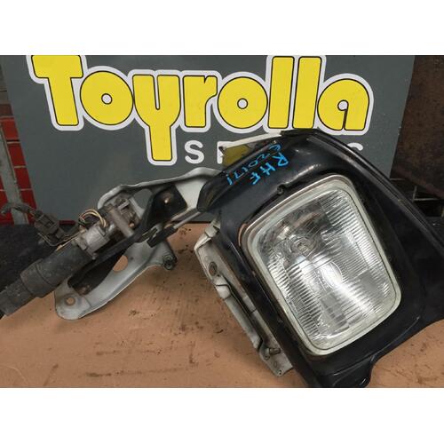 Toyota Celica Right Head Light ST184 12/1989-02/1994