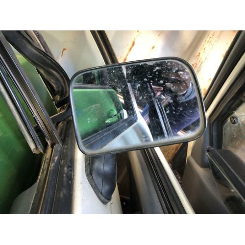 Toyota Hilux Right Door Mirror RZN154 09/1997-03/2005