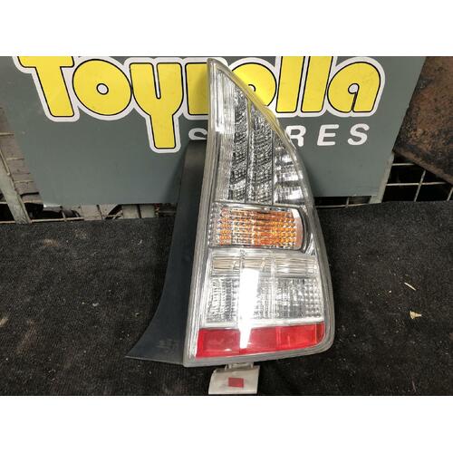 Toyota Prius Right Tail Light ZVW30 07/2009-12/2011