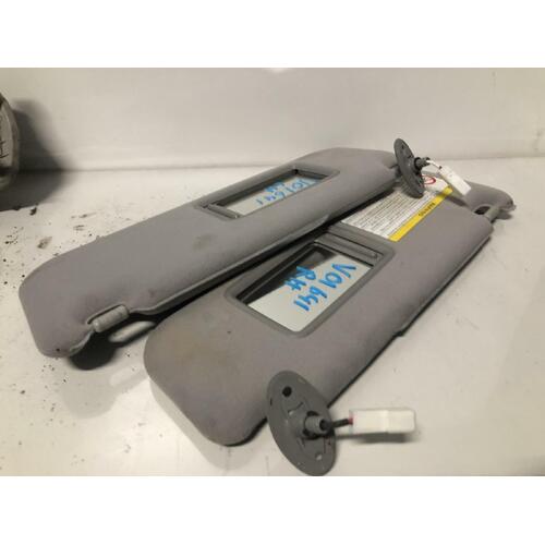 Toyota Prius Sun Visors NHW20 10/2003-04/2009