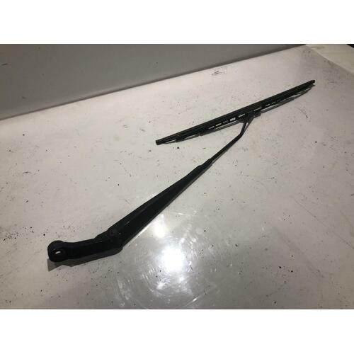 Toyota COROLLA Left Front Wiper Arm AE101 05/92-10/99