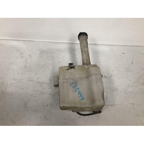 Toyota Avalon Washer Bottle MCX10 07/2000-06/2005