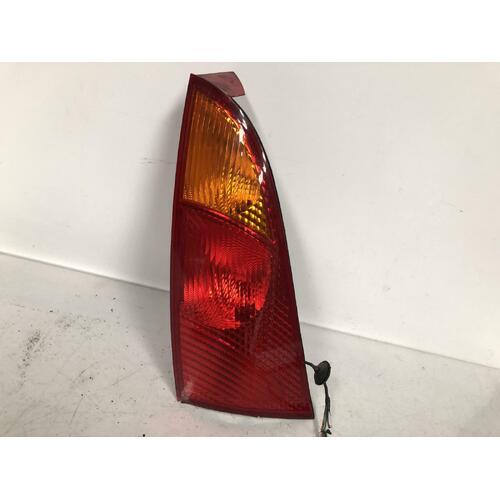 Ford Focus Left Tail Light LR Genuine 01/01-06/05 Hatch