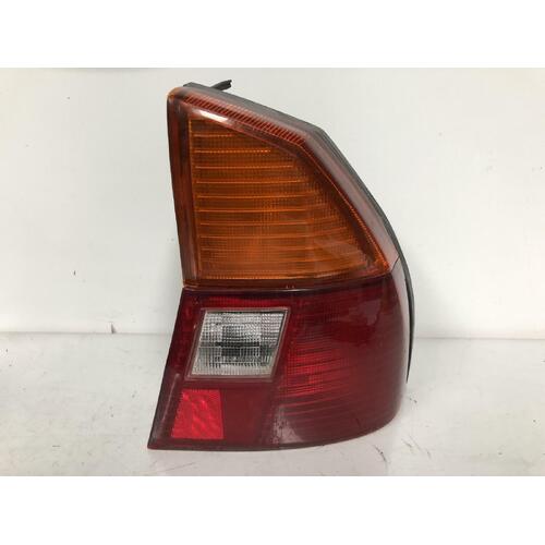 Mitsubishi Magna Right Tail Light TH 03/1999-08/2000