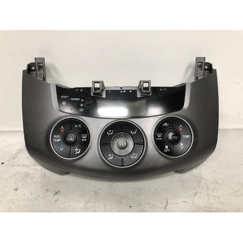 Toyota RAV4 Heater Controls ACA33 10/2008-11/2012