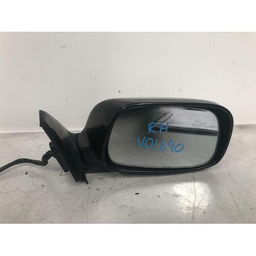 Lexus IS200 Right Door Mirror GXE10 01/1998-08/2001