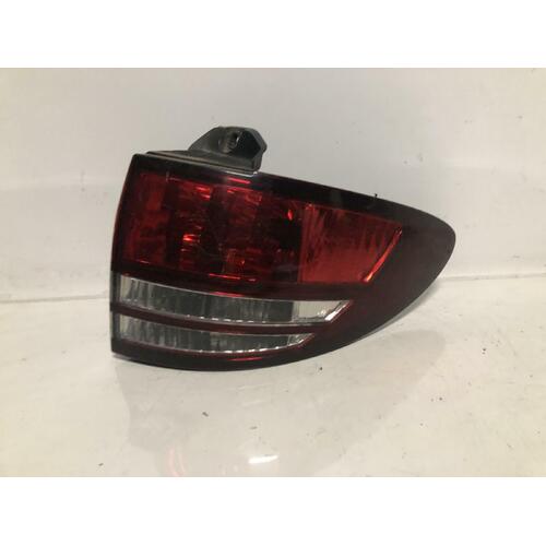 Toyota Tarago Right Tail Light ACR30 06/2003-02/2006