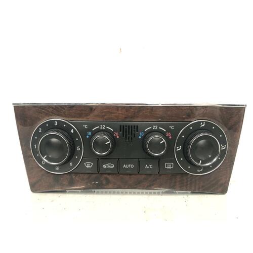 Mercedes W203 Heater Controls C180 04/2004-06/2007