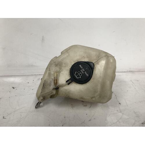 Toyota Cressida Washer Bottle MX83 10/1988-10/1992