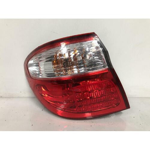 Nissan MAXIMA Left Tail Light 12/99-11/03