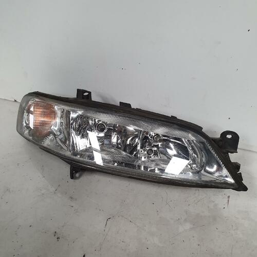 Holden VECTRA Right Headlight JS 08/99-12/02