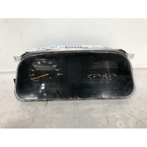 Toyota Townace Instrument Cluster YR39 04/92-12/96