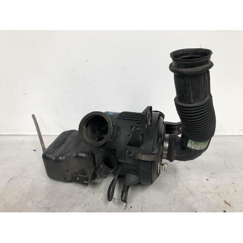 Toyota TOWNACE Air Cleaner Box YR39 Van 04/92-12/96 