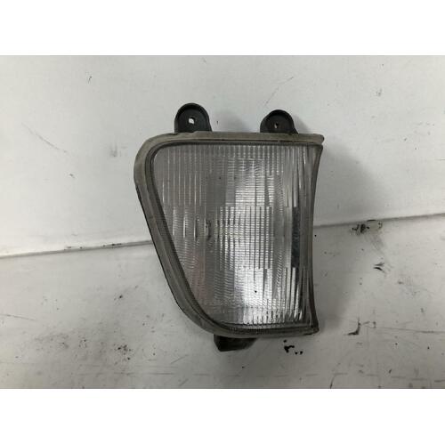 Toyota TOWNACE Left Head Light YR39 Van 04/92-12/96