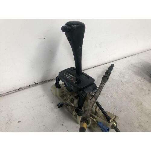 Toyota RAV4 Gear Stick Shifter SXA11 07/1994-06/2000