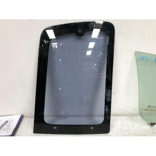 Toyota Spacia Left Rear Side Glass SR40 02/1998-12/2001