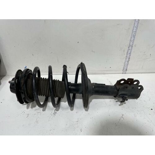 Toyota Camry Right Front Strut MCV20 09/2000-08/2002