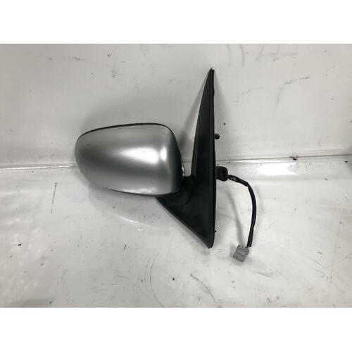 Nissan Pulsar Right Door Mirror N16 06/2001-12/2005