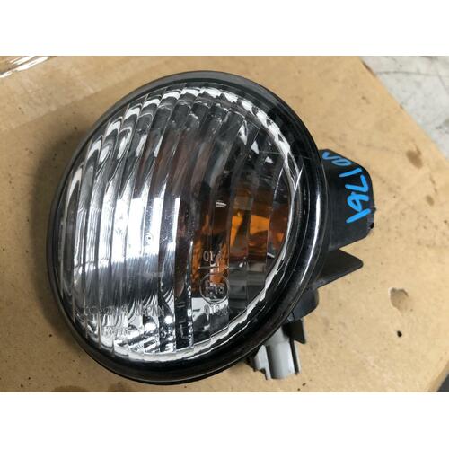 Toyota COROLLA Left Corner Light AE112 10/98-10/99