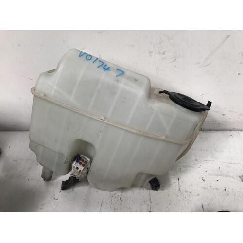 Toyota Hiace Washer Bottle TRH201 03/2005-04/2019