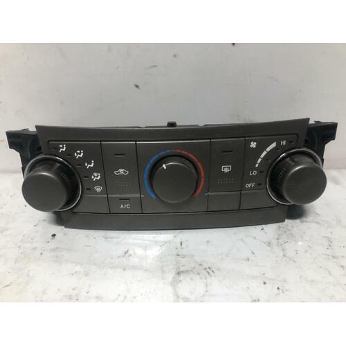 Toyota Kluger Front Heater Controls GSU40 05/2007-02/2014