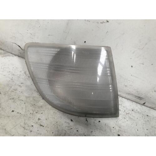 Mercedes Vito Right Corner Light 02/1998-12/2004