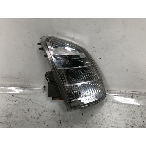 Nissan XTRAIL Right Corner Light T30 10/01-09/07