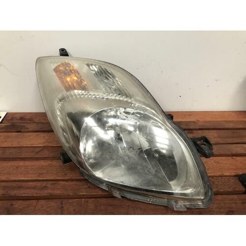 Toyota YARIS Right Head Light NCP90 Hatch 10/08-10/11