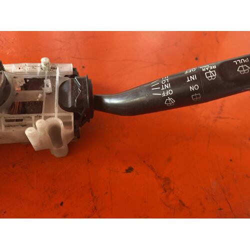 Toyota Hiace Wiper Switch RZH125 09/1998-12/2004