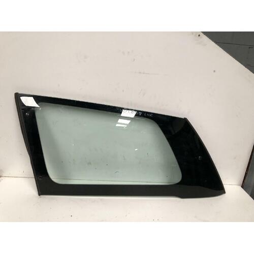 Toyota Tarago Left Rear Side Glass ACR30 06/2000-02/2006