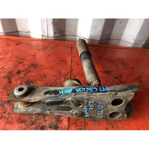 Toyota Hiace Left Front Lower Control Arm with Shock Absorber TRH201 03/05-04/19