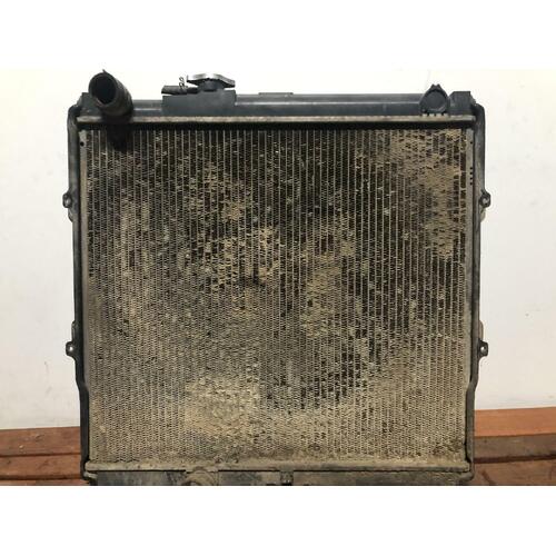 Toyota HILUX Radiator LN167  Manual 3.0 Diesel 5L 09/97-10/01