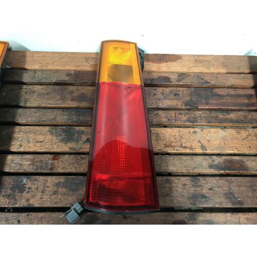 Honda CR-V Left Tail Light RD1 12/1995-11/2001