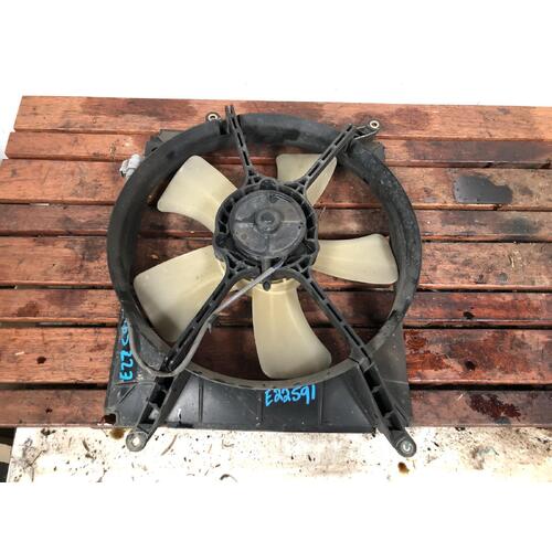 Toyota Avalon Radiator Fan MCX10 07/2000-06/2005