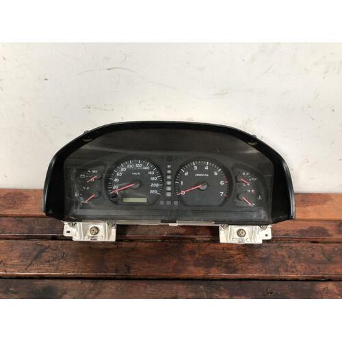 Toyota Landcruiser Instrument Cluster FZJ105 01/1998-09/2002