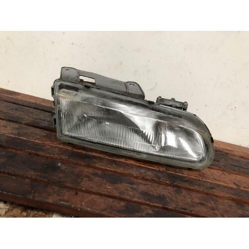 Holden Commdore Right Head Light VS 06/1993-07/1997