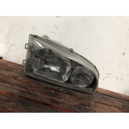 Mitsubishi Express Right Head Light L400 WA 10/1994-05/1997