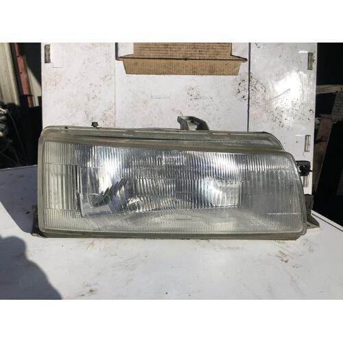 Toyota Corolla Right Head Light AE92 06/1989-08/1994