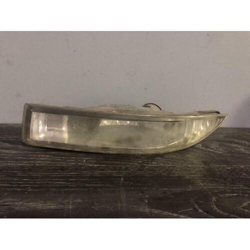 Toyota COROLLA Right Corner Light ZZE122 Bumper Fog Light 12/01-03/04