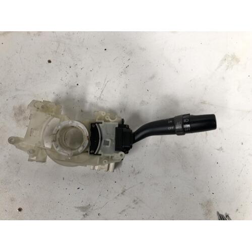 Lexus IS200 Flasher Switch GXE10 01/1998-10/2005