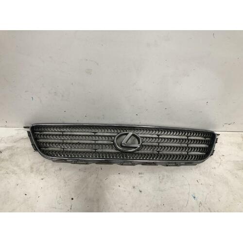 Lexus IS200 Grille GXE10 01/1998-08/2001