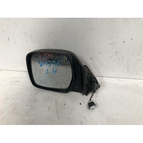 Toyota Hiace Left Door Mirror RZH103 08/1996-12/2004