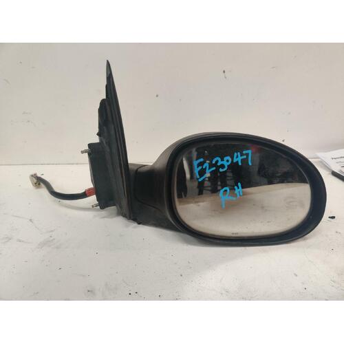 Chrysler PT Cruiser Right Door Mirror 07/00-10/05