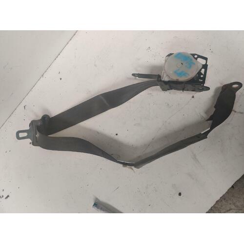 Mazda Bravo Left Front Seatbelt G6 02/1999-10/2002