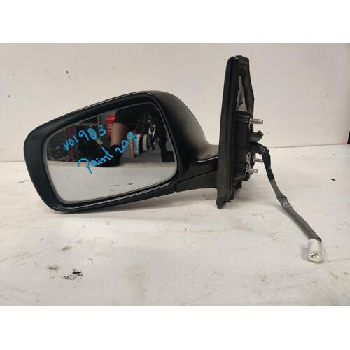 Toyota Corrola Left Door Mirror ZZE122 04/04-06/07