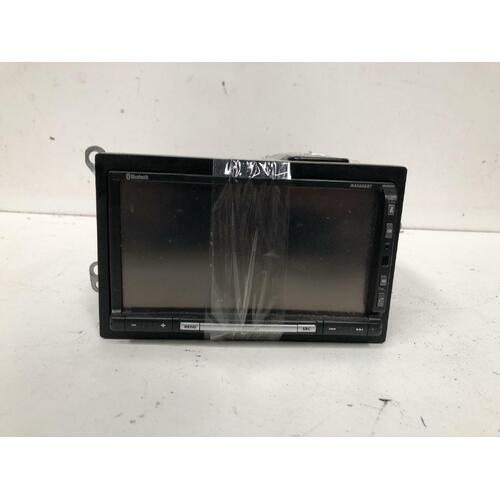 Clarion MAX686BT Double Din Head Unit