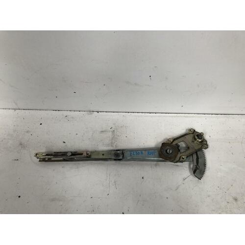 Toyota Corolla Right Front Window Regulator KE55 10/1974-09/1981