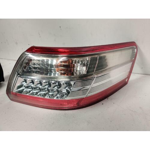 Toyota Camry Right Tail Light AHV40 12/2009-11/2011